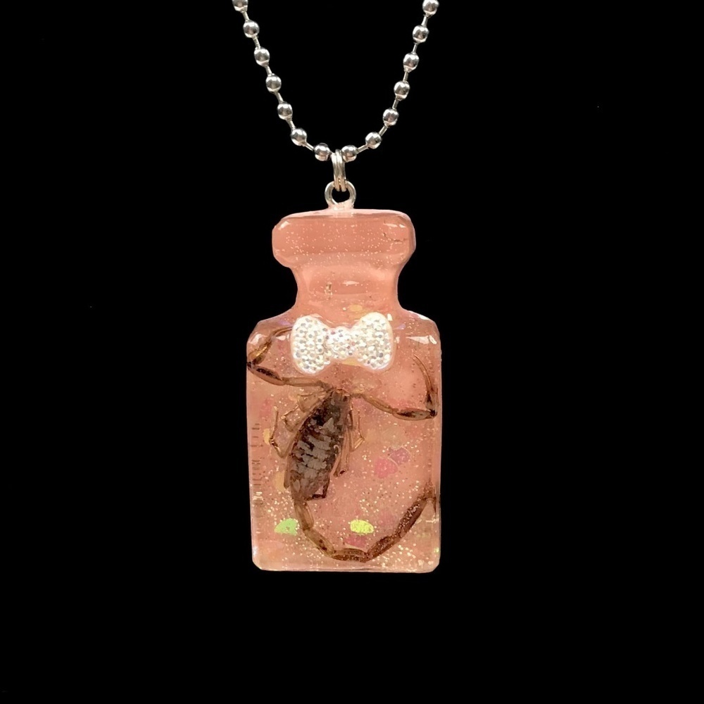 Scorpion Glitter Necklace​​
